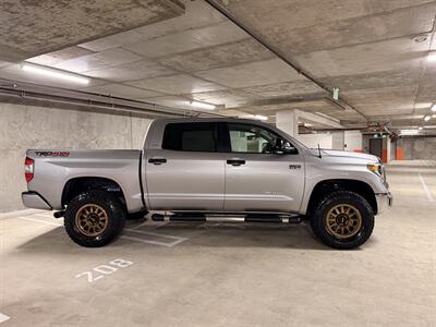 2018 Toyota Tundra SR5   - Photo 5 - Canoga Park, CA 91303
