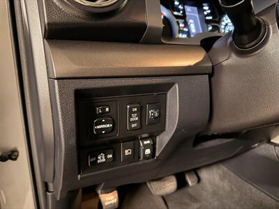 2018 Toyota Tundra SR5   - Photo 29 - Canoga Park, CA 91303