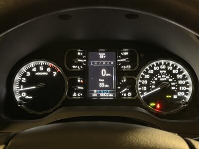 2018 Toyota Tundra SR5   - Photo 41 - Canoga Park, CA 91303