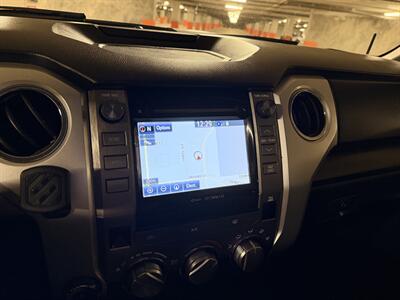 2018 Toyota Tundra SR5   - Photo 33 - Canoga Park, CA 91303