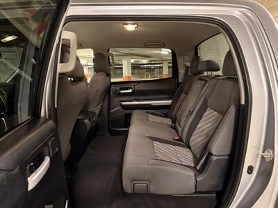 2018 Toyota Tundra SR5   - Photo 21 - Canoga Park, CA 91303