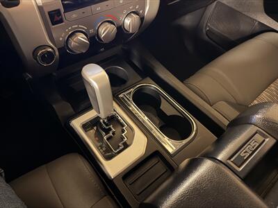 2018 Toyota Tundra SR5   - Photo 31 - Canoga Park, CA 91303