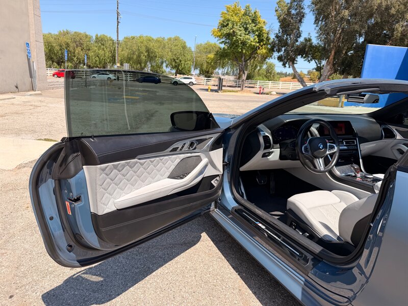 2022 BMW M8 Competition - Photo 22 - Canoga Park, CA 91303
