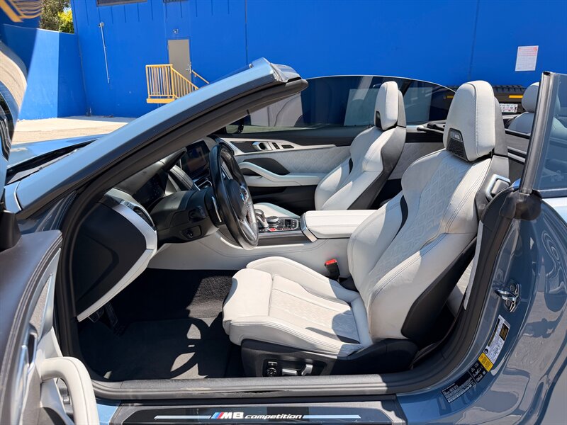 2022 BMW M8 Competition - Photo 23 - Canoga Park, CA 91303