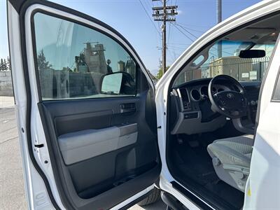 2012 Toyota Tundra Grade   - Photo 17 - Canoga Park, CA 91303