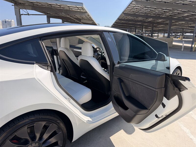 2021 Tesla Model 3 Performance - Photo 26 - Canoga Park, CA 91303