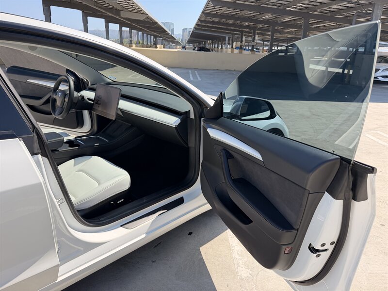 2021 Tesla Model 3 Performance - Photo 28 - Canoga Park, CA 91303