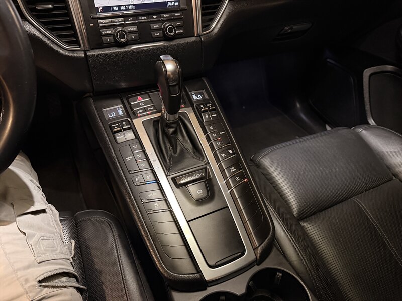 2016 Porsche Macan S - Photo 30 - Canoga Park, CA 91303