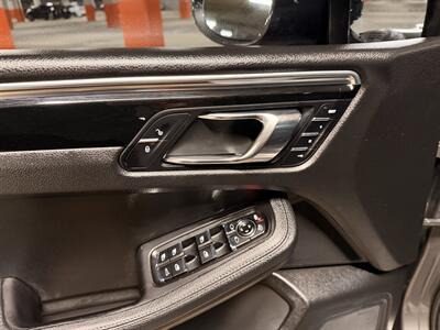 2016 Porsche Macan S - Photo 25 - Canoga Park, CA 91303