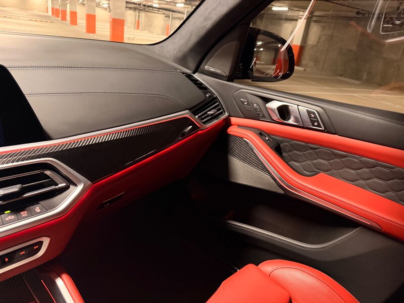 2022 BMW X5 M Competition - Photo 32 - Canoga Park, CA 91303