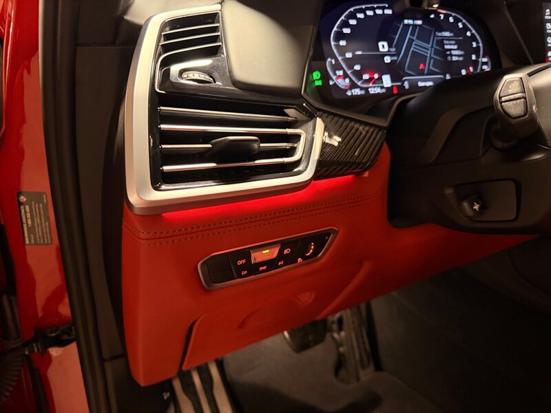 2022 BMW X5 M Competition - Photo 29 - Canoga Park, CA 91303