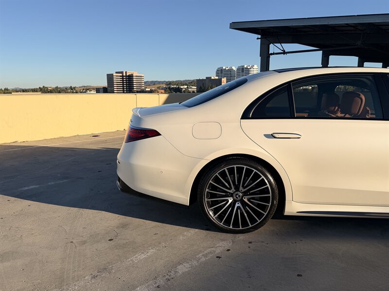 2023 Mercedes-Benz S 580 4MATIC - Photo 9 - Canoga Park, CA 91303