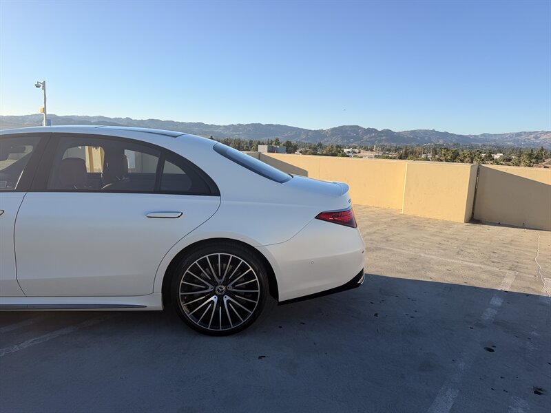 2023 Mercedes-Benz S 580 4MATIC - Photo 4 - Canoga Park, CA 91303