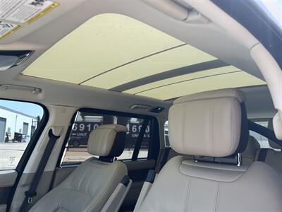 2019 Land Rover Range Rover Supercharged LWB   - Photo 28 - Canoga Park, CA 91303
