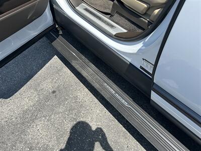 2019 Land Rover Range Rover Supercharged LWB   - Photo 13 - Canoga Park, CA 91303