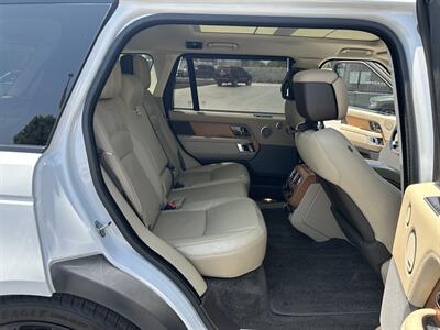2019 Land Rover Range Rover Supercharged LWB   - Photo 19 - Canoga Park, CA 91303