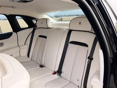 2021 Rolls-Royce Ghost   - Photo 37 - Canoga Park, CA 91303