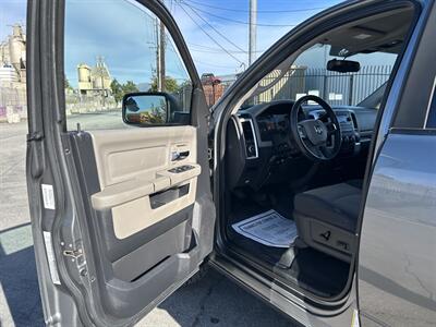 2010 Dodge Ram 1500 SLT   - Photo 18 - Canoga Park, CA 91303