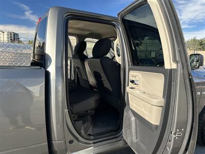 2010 Dodge Ram 1500 SLT   - Photo 22 - Canoga Park, CA 91303