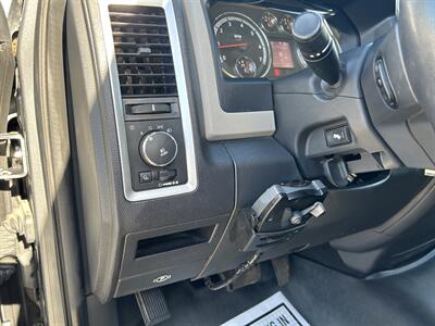 2010 Dodge Ram 1500 SLT   - Photo 29 - Canoga Park, CA 91303