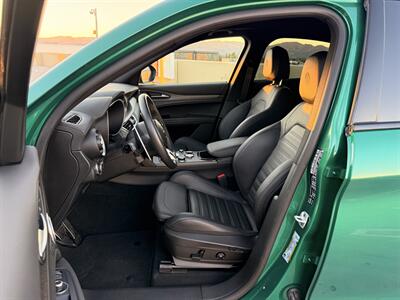 2024 Alfa Romeo Stelvio Quadrifoglio Carbon - Photo 23 - Canoga Park, CA 91303