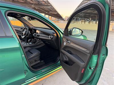 2024 Alfa Romeo Stelvio Quadrifoglio Carbon - Photo 28 - Canoga Park, CA 91303