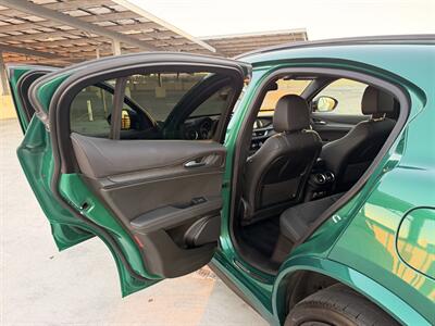 2024 Alfa Romeo Stelvio Quadrifoglio Carbon - Photo 24 - Canoga Park, CA 91303