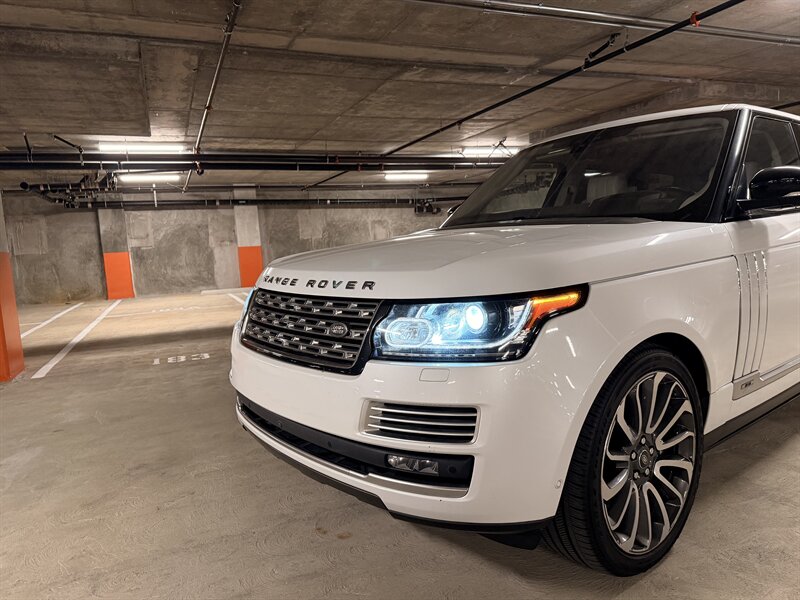 2017 Land Rover Range Rover SVAutobiography LWB - Photo 13 - Canoga Park, CA 91303