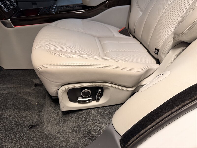 2017 Land Rover Range Rover SVAutobiography LWB - Photo 24 - Canoga Park, CA 91303