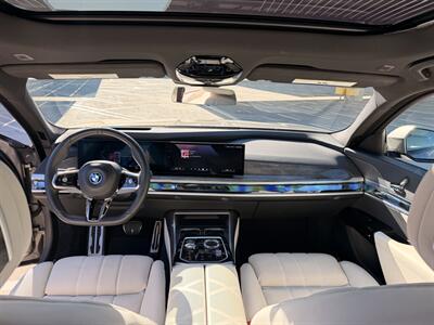 2023 BMW i7 xDrive60 - Photo 27 - Canoga Park, CA 91303
