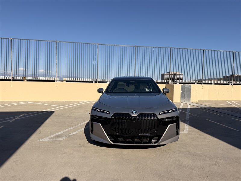 2023 BMW i7 Base - Photo 7