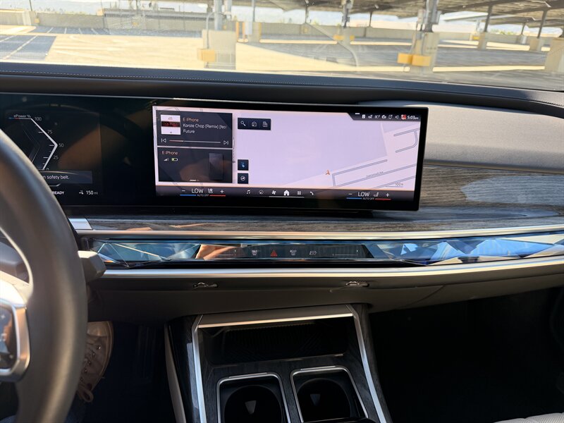 2023 BMW i7 Base - Photo 34