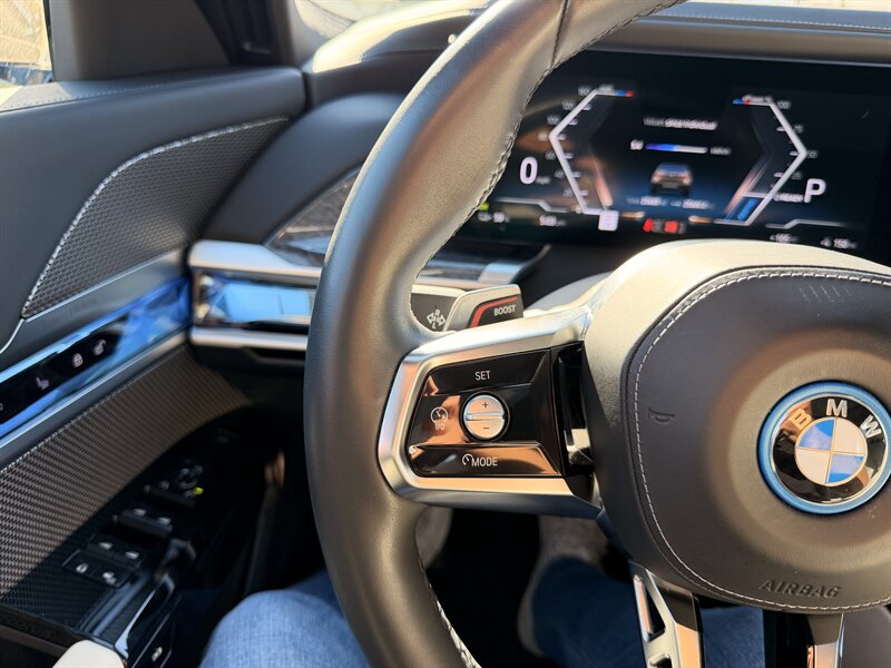 2023 BMW i7 Base - Photo 38