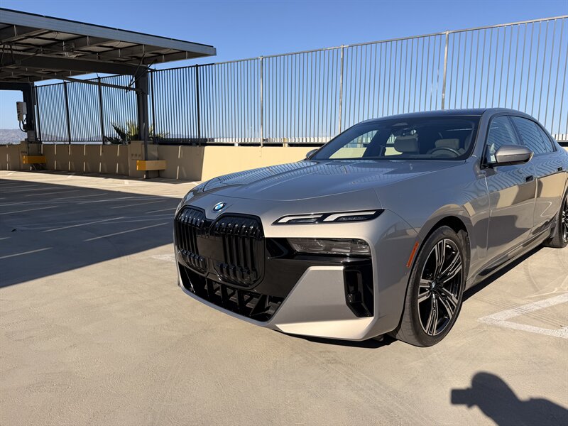 2023 BMW i7 Base - Photo 14