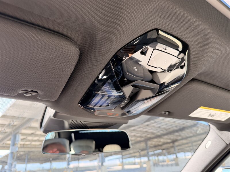 2023 BMW i7 Base - Photo 36