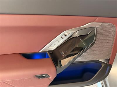2023 BMW i7 xDrive60   - Photo 20 - Canoga Park, CA 91303