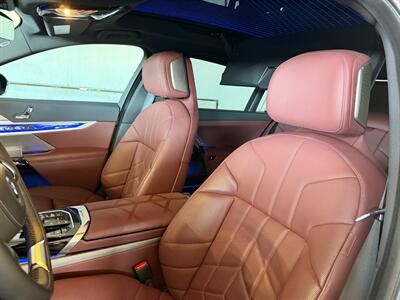 2023 BMW i7 xDrive60   - Photo 29 - Canoga Park, CA 91303