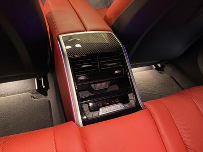 2024 BMW M8 Competition   - Photo 29 - Canoga Park, CA 91303