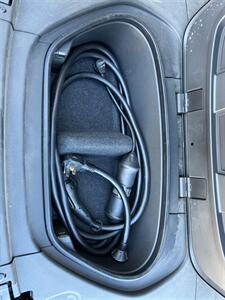2024 Volvo XC40 Recharge Twin Plus   - Photo 13 - Canoga Park, CA 91303