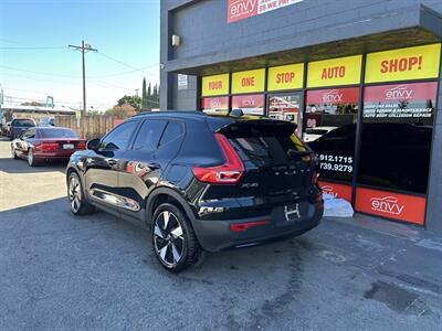 2024 Volvo XC40 Recharge Twin Plus   - Photo 3 - Canoga Park, CA 91303