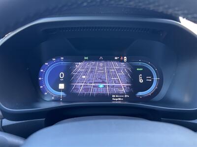 2024 Volvo XC40 Recharge Twin Plus   - Photo 17 - Canoga Park, CA 91303