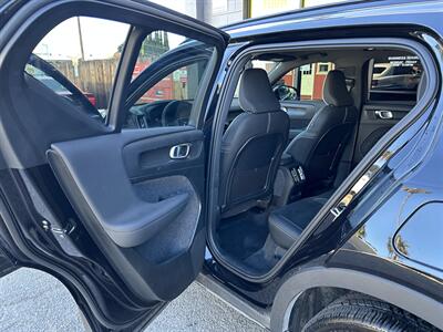 2024 Volvo XC40 Recharge Twin Plus   - Photo 11 - Canoga Park, CA 91303