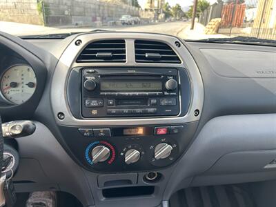 2003 Toyota RAV4   - Photo 30 - Canoga Park, CA 91303