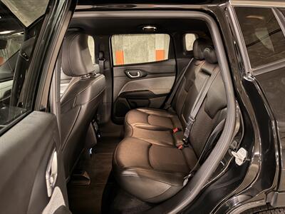 2025 Jeep Compass Latitude   - Photo 18 - Canoga Park, CA 91303