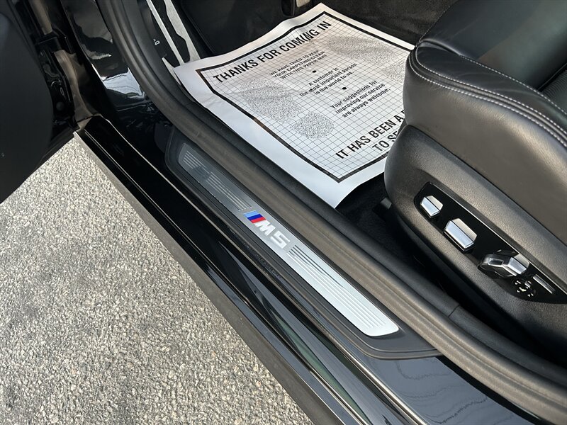 2019 BMW M5 Competition - Photo 28 - Canoga Park, CA 91303