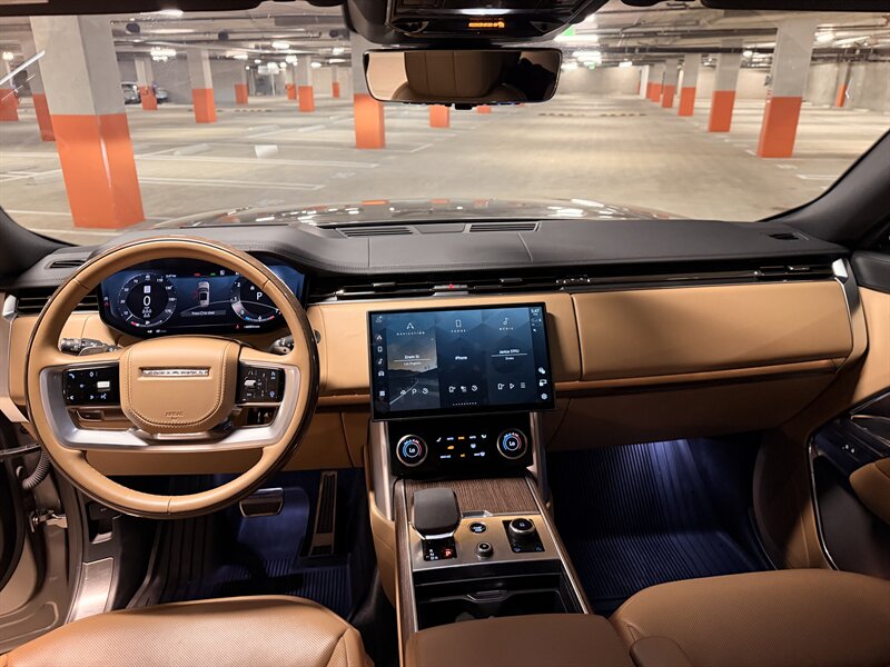 2023 Land Rover Range Rover P400 SE LWB - Photo 27 - Canoga Park, CA 91303
