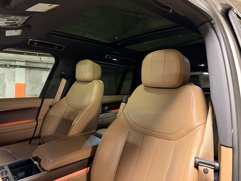 2023 Land Rover Range Rover P400 SE LWB - Photo 30 - Canoga Park, CA 91303