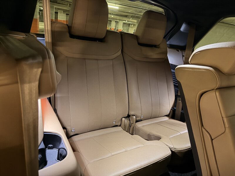 2023 Land Rover Range Rover P400 SE LWB - Photo 21 - Canoga Park, CA 91303
