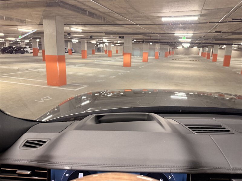 2023 Land Rover Range Rover P400 SE LWB - Photo 37 - Canoga Park, CA 91303