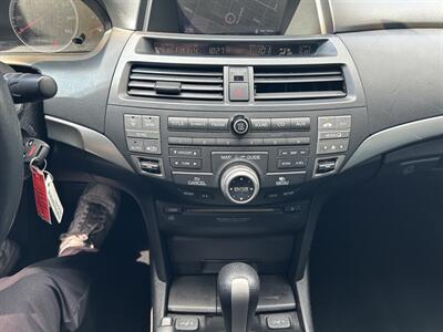 2010 Honda Accord EX-L w/Navi   - Photo 26 - Canoga Park, CA 91303